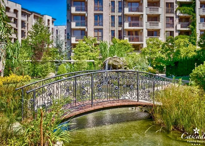 Lägenhet студио каскадас м5